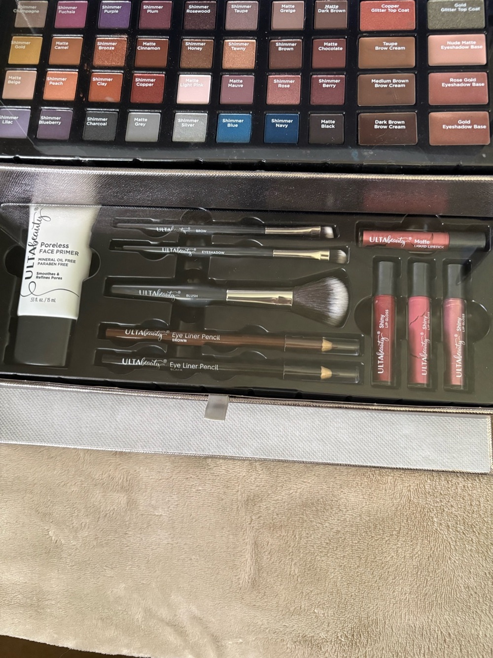 Beautiful Ulta Beauty Flirty & Flawless 76 Piece Collection, NWT! - Picture 2 of 15
